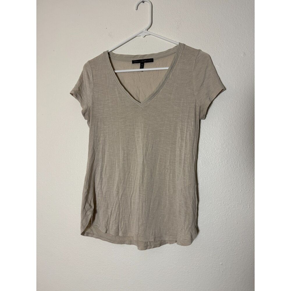 White House Black Market Cream V-Neck Tee Women's XS Basic Short Sleeve